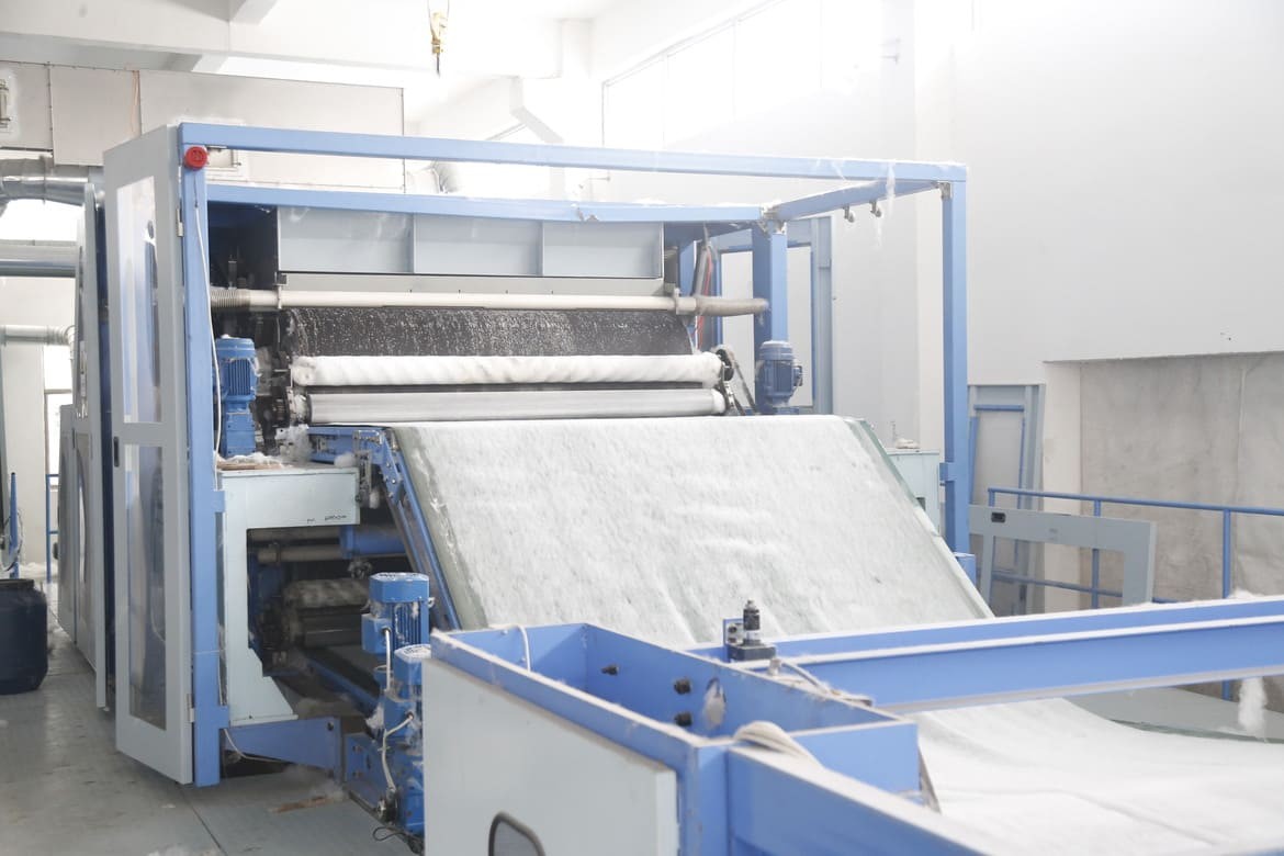 Tailoring Filtration Excellence: A Deep Dive into 5μm Filter Bags, Sewn Design, SS304 Material, and #04 Type Yancheng Vision Manufacture Technology Co., Ltd