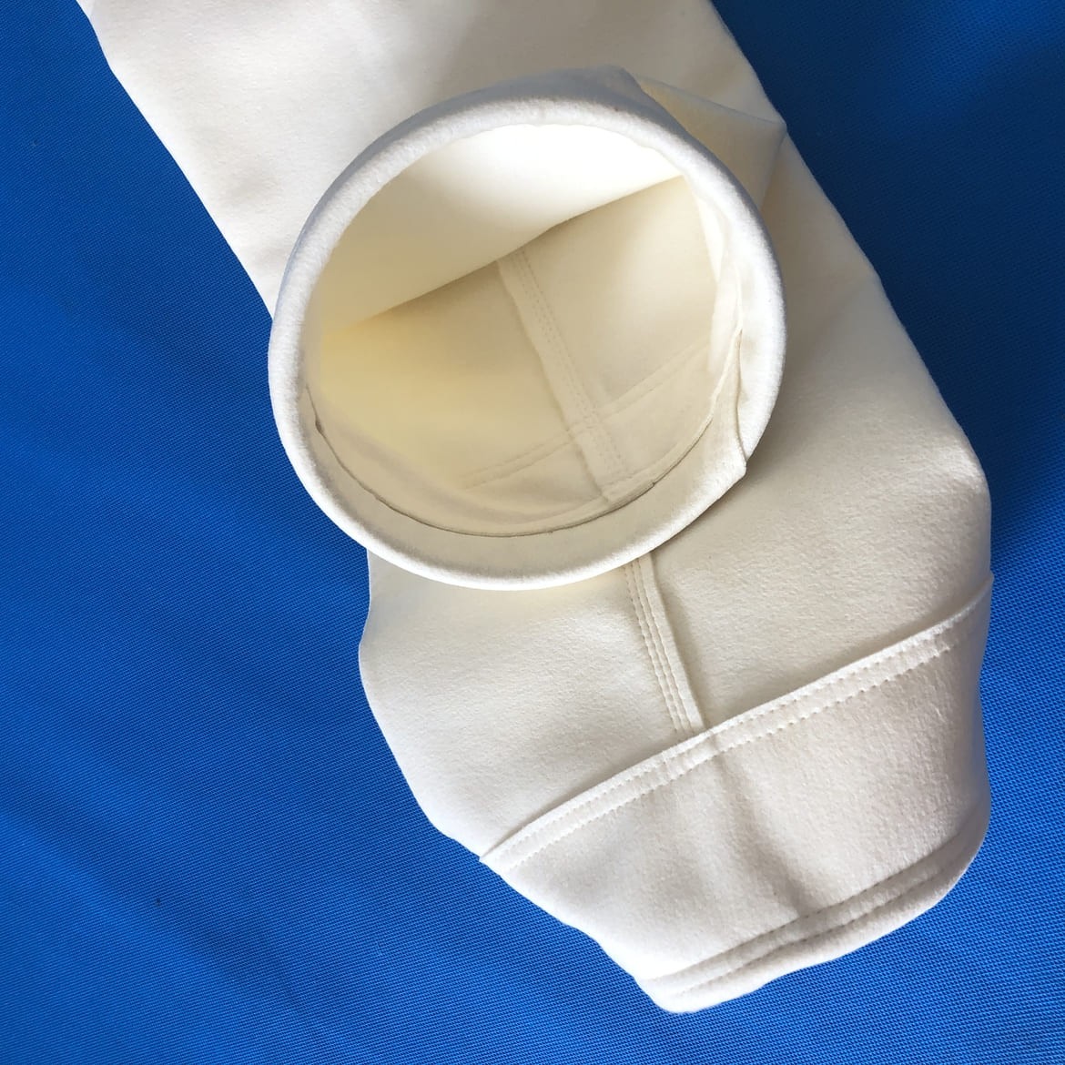 Comparing Acrylic and Polyester Filter Bags  Yancheng Vision Manufacture Technology Co., Ltd