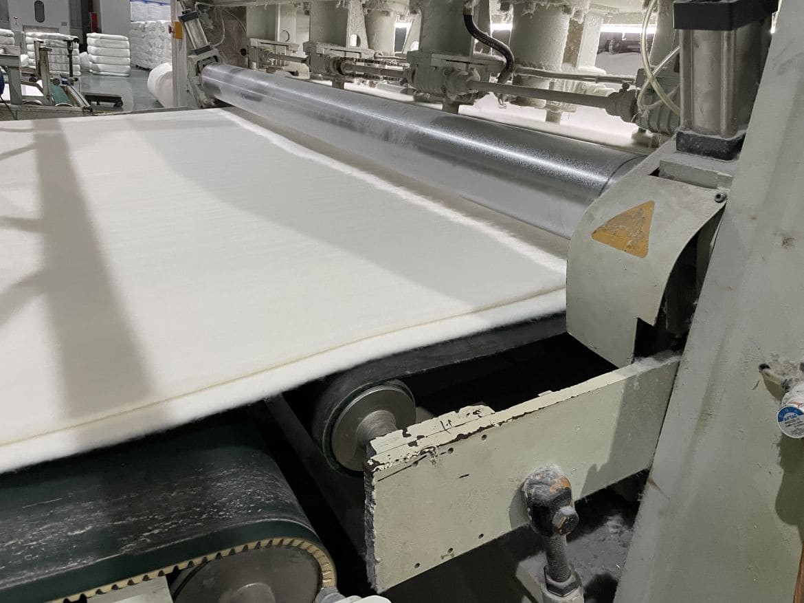 Maintaining and Cleaning Non-Woven Needle Punched Felt for Optimal Performance Yancheng Vision Manufacture Technology Co., Ltd